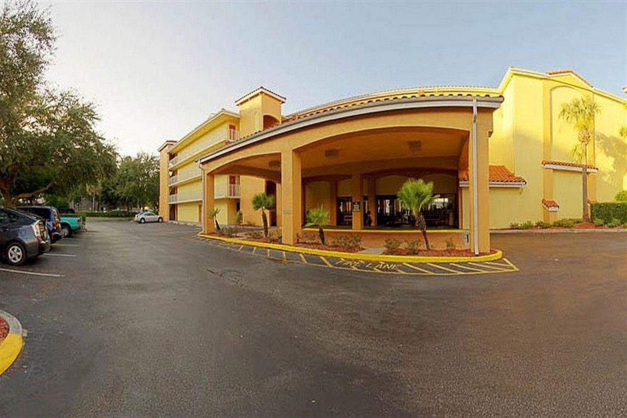 Mai Hana Hotel- Intl Drive, Trademark Collection By Wyndham Williamsburg Exteriör bild